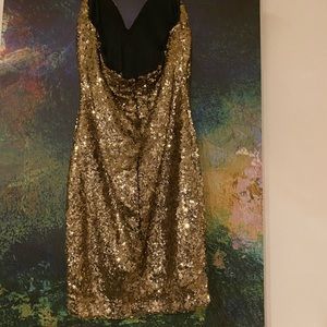 Gold Windsor mini dress, strapless.